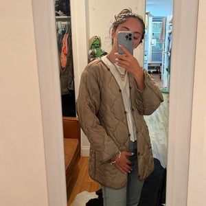amazing vintage frankie shop-esque green quilted oversized jacket